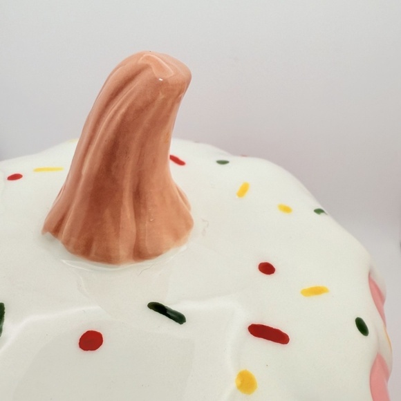 Pink Ceramic Pumpkin with Sprinkles and Icing -Halloween Decor - Picture 3 of 3